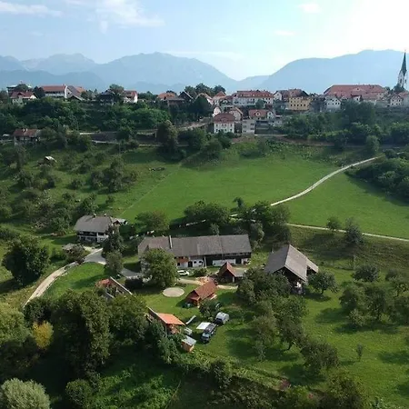 Nyaraló Beehive On A Farm *