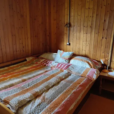 3 Rivers Beehive On A Farm Camping Radovljica