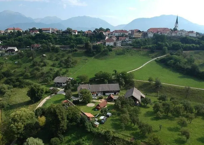 Holiday home Beehive On A Farm *